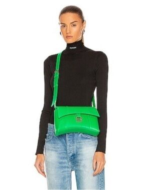 Soft Hourglass Bag XS